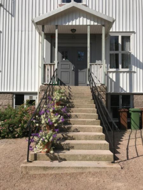 Lysekil-Brastad, Brastad